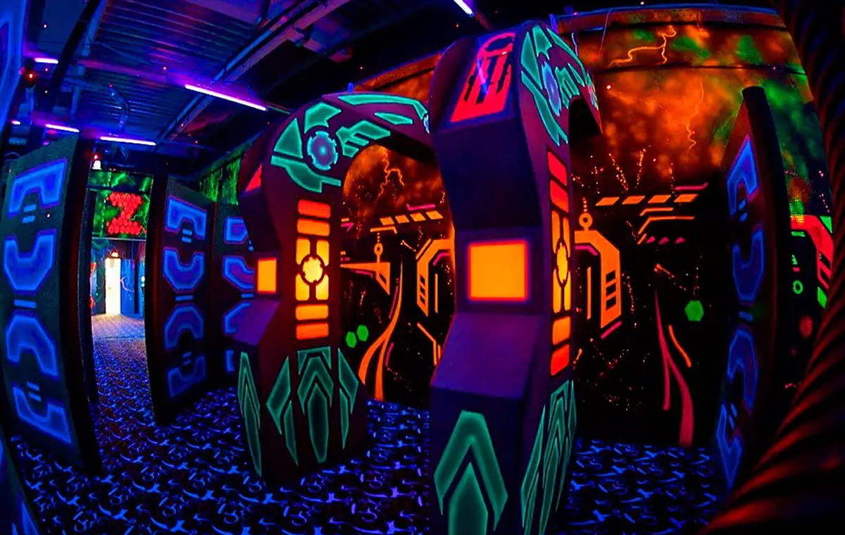 LaserLand - slide 3